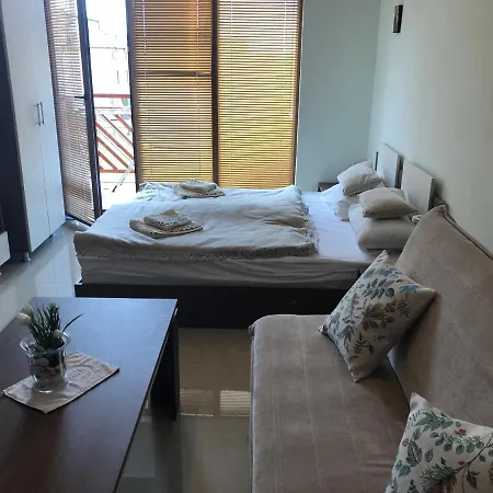 Gabi Apartman *